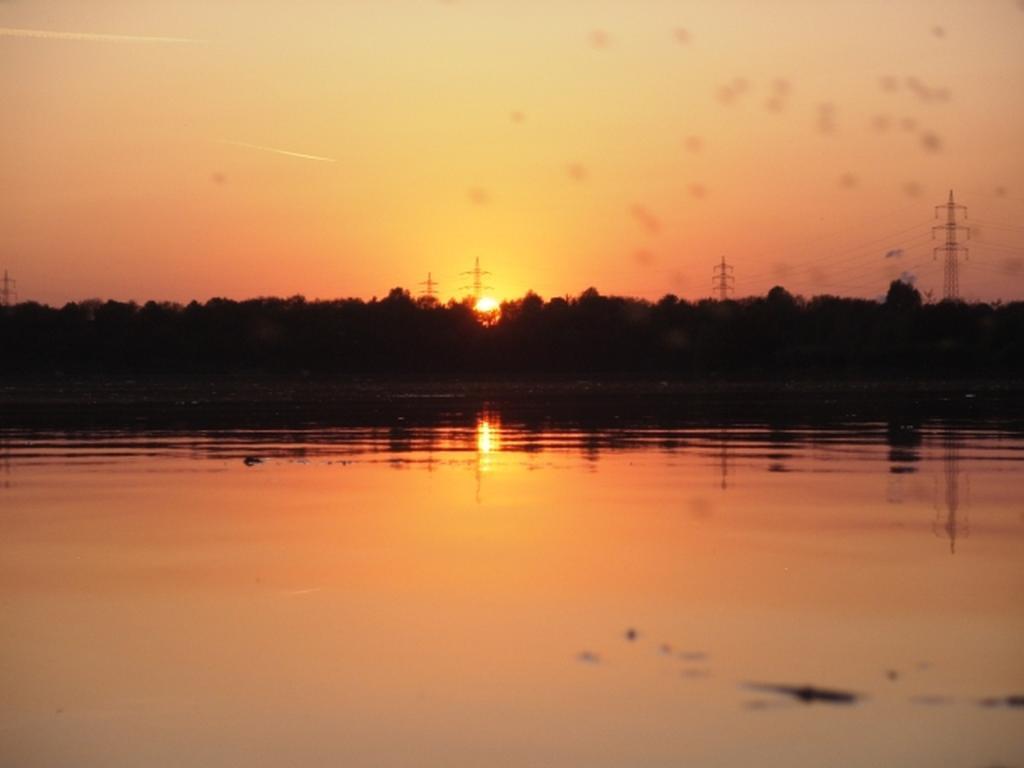 B&B Am See Koeln - Privatzimmer Phòng bức ảnh