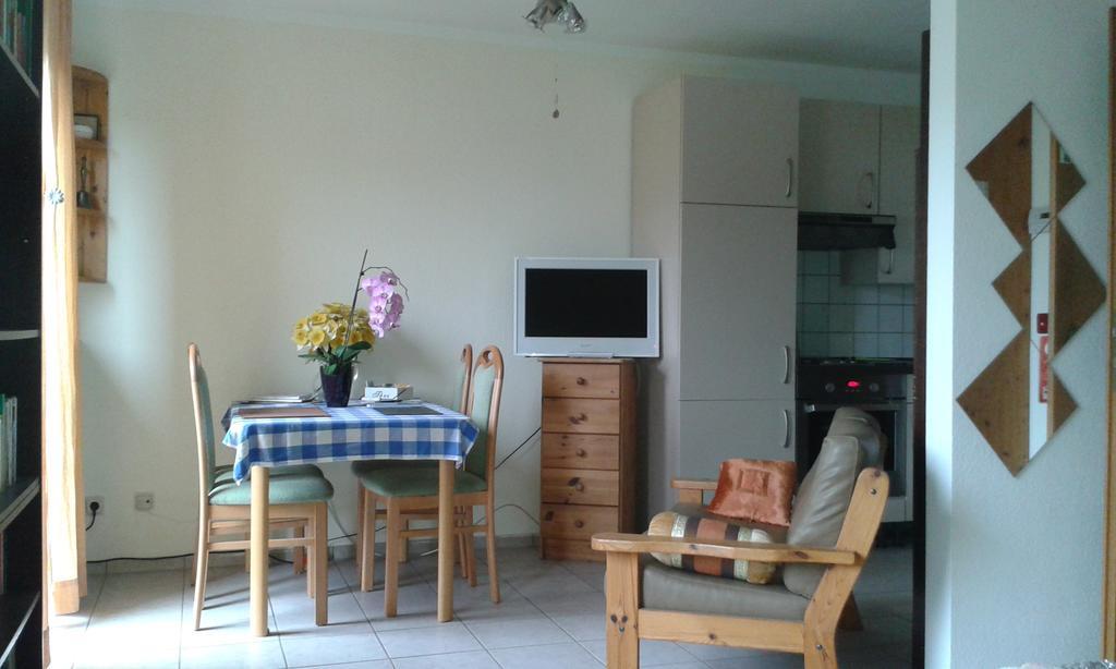 B&B Am See Koeln - Privatzimmer Ngoại thất bức ảnh