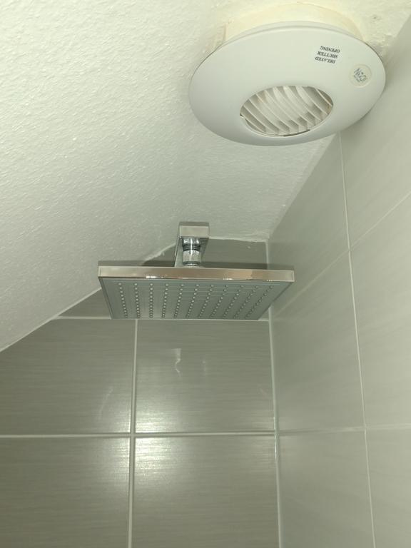 B&B Am See Koeln - Privatzimmer Ngoại thất bức ảnh