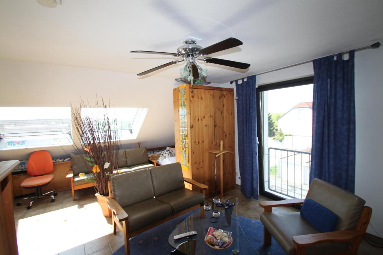 B&B Am See Koeln - Privatzimmer Ngoại thất bức ảnh