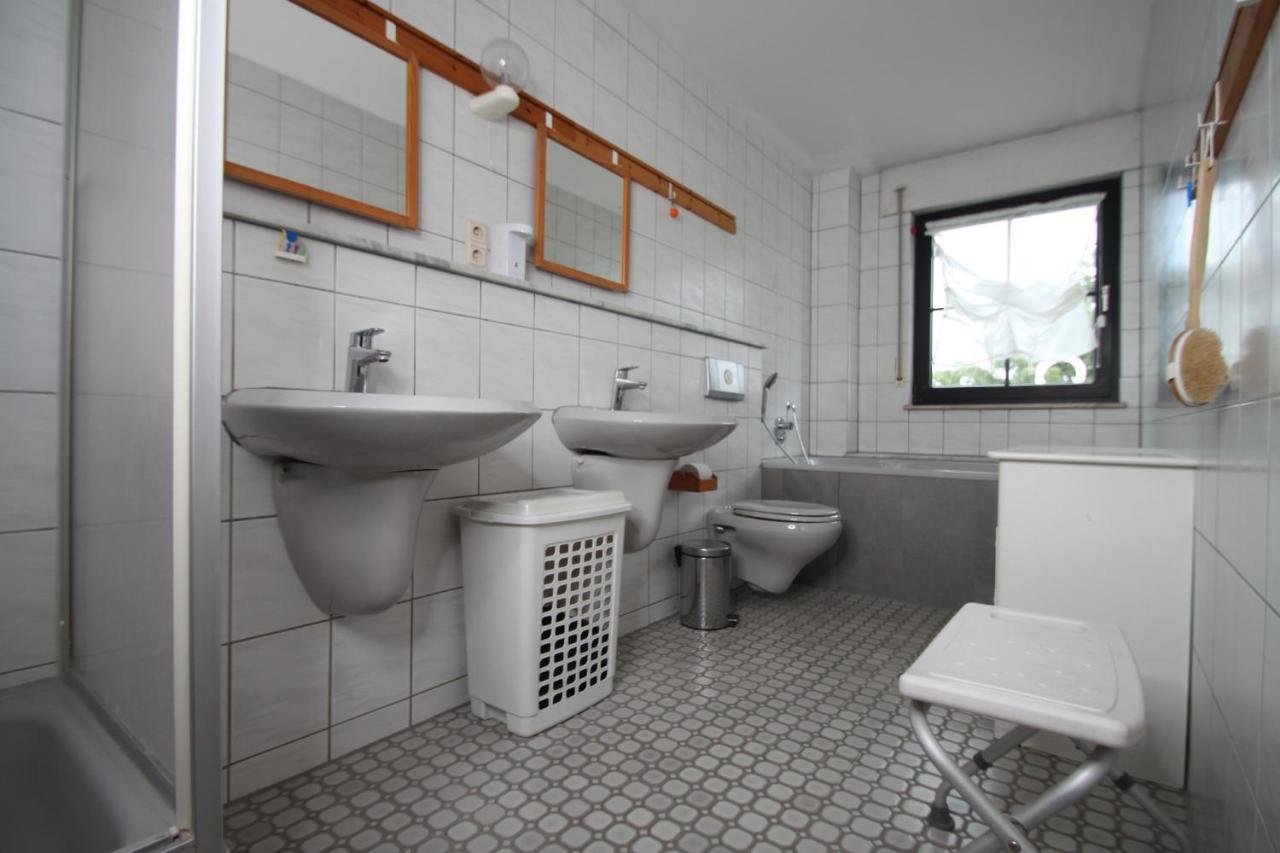 B&B Am See Koeln - Privatzimmer Ngoại thất bức ảnh